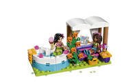 Конструктор LEGO Friends Летний бассейн Хартлейка  (41313)