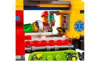 Конструктор LEGO City Вертолет скорой помощи (60179)