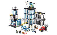 Конструктор Lego City Полицейский участок (60141)