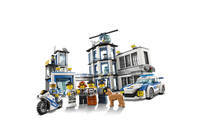 Конструктор Lego City Полицейский участок (60141)